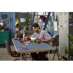LEGO Pokémon 72154 Momenti Allenatore Iconici: Poké Ball, Kit per Adulti con Pikachu, Eevee e 2 Minifigure, Regalo per Gamer