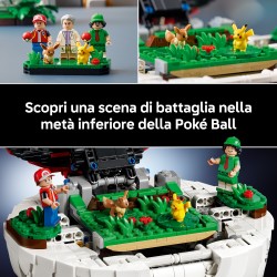 LEGO Pokémon 72154 Momenti Allenatore Iconici: Poké Ball, Kit per Adulti con Pikachu, Eevee e 2 Minifigure, Regalo per Gamer