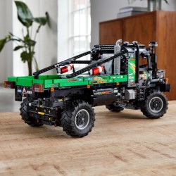 LEGO Technic 4x4 Mercedes-Benz Zetros Truck Toy 42129