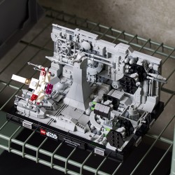 LEGO 75329 Star Wars - Diorama Volo sulla trincea della Morte Nera - Preordine Consegna Maggio 2022