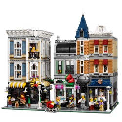 LEGO Creator Expert Assembly Square Model Set 10255