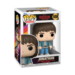 POP TV: Stranger Things  S4- Jonathan w/ Golf Club