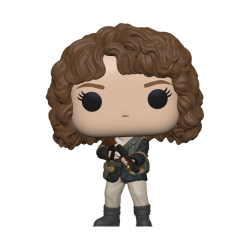 POP TV: Stranger Things S4- Hunter Nancy w/ Shotgun