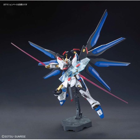 Bandai - Model Kit Gunpla - Hg Gundam Strike Freedom Revive 1/144
