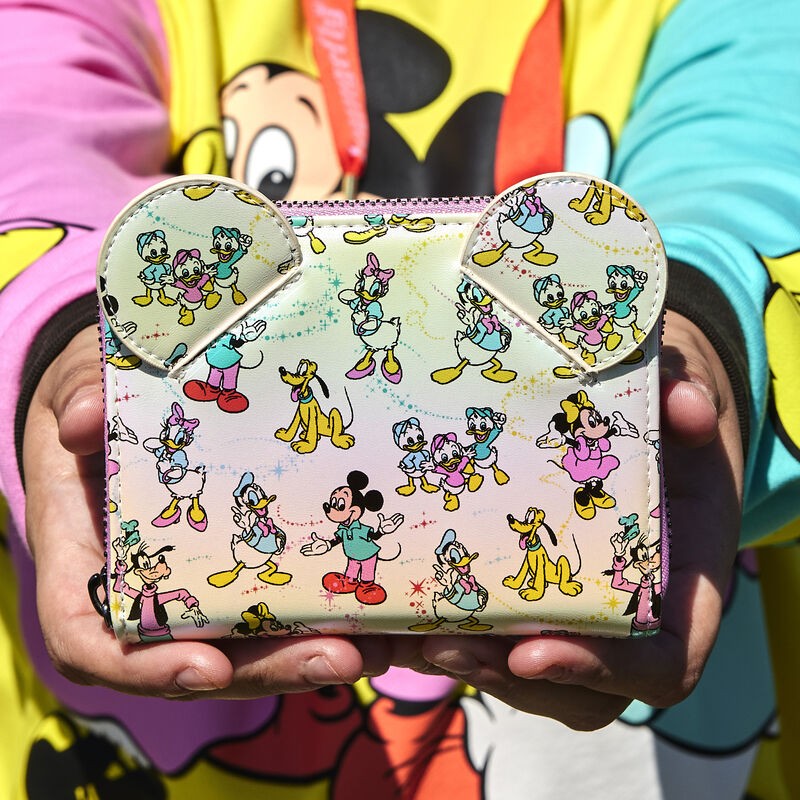 Loungefly - Disney100th - Portafogli Mickey & Friends Classic All-Over Print Iridescent - WDWA2897