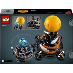 LEGO Technic 42179 Pianeta Terra e Luna in orbita