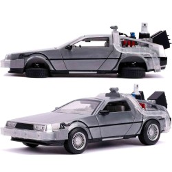 Jada - Back To The Future Part 2: 1982 De Lorean Dmc 12 - 1:24 Die-Cast Model With Lights