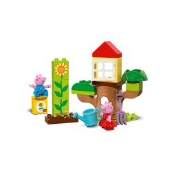 Peppas Garten mit Baumhaus