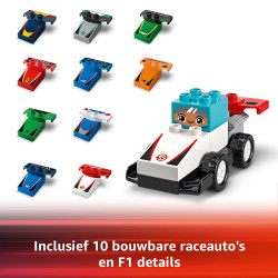 F1® Team Rennautos mit Rennfahrern