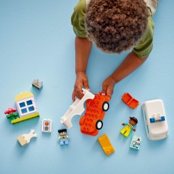 LEGO DUPLO 10447 Ambulanza e autista