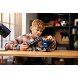 LEGO Technic 42203 Autocarro con cassone ribaltabile