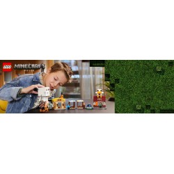 LEGO Minecraft 21273 Attacco al villaggio del Ghast-pallone