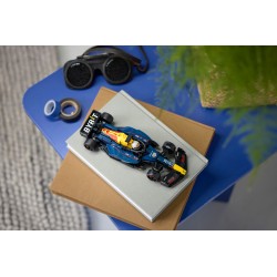 Oracle Red Bull Racing RB20 F1® Rennauto