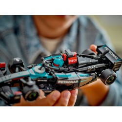 Mercedes-AMG F1® W15 Rennauto